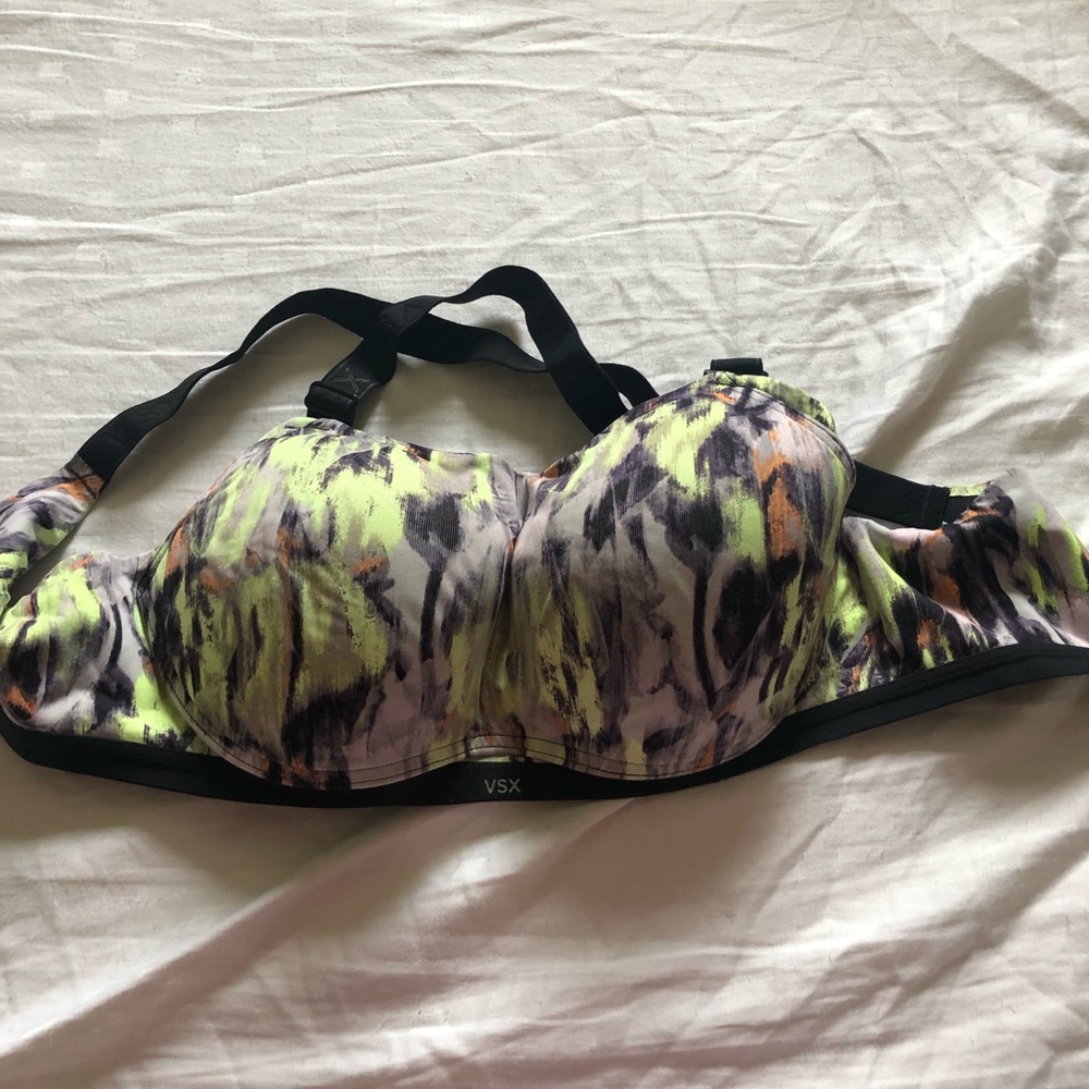 VS sports Bra